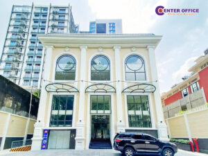 Mặt tiền với thiết kế ấn tượng của DATC Building